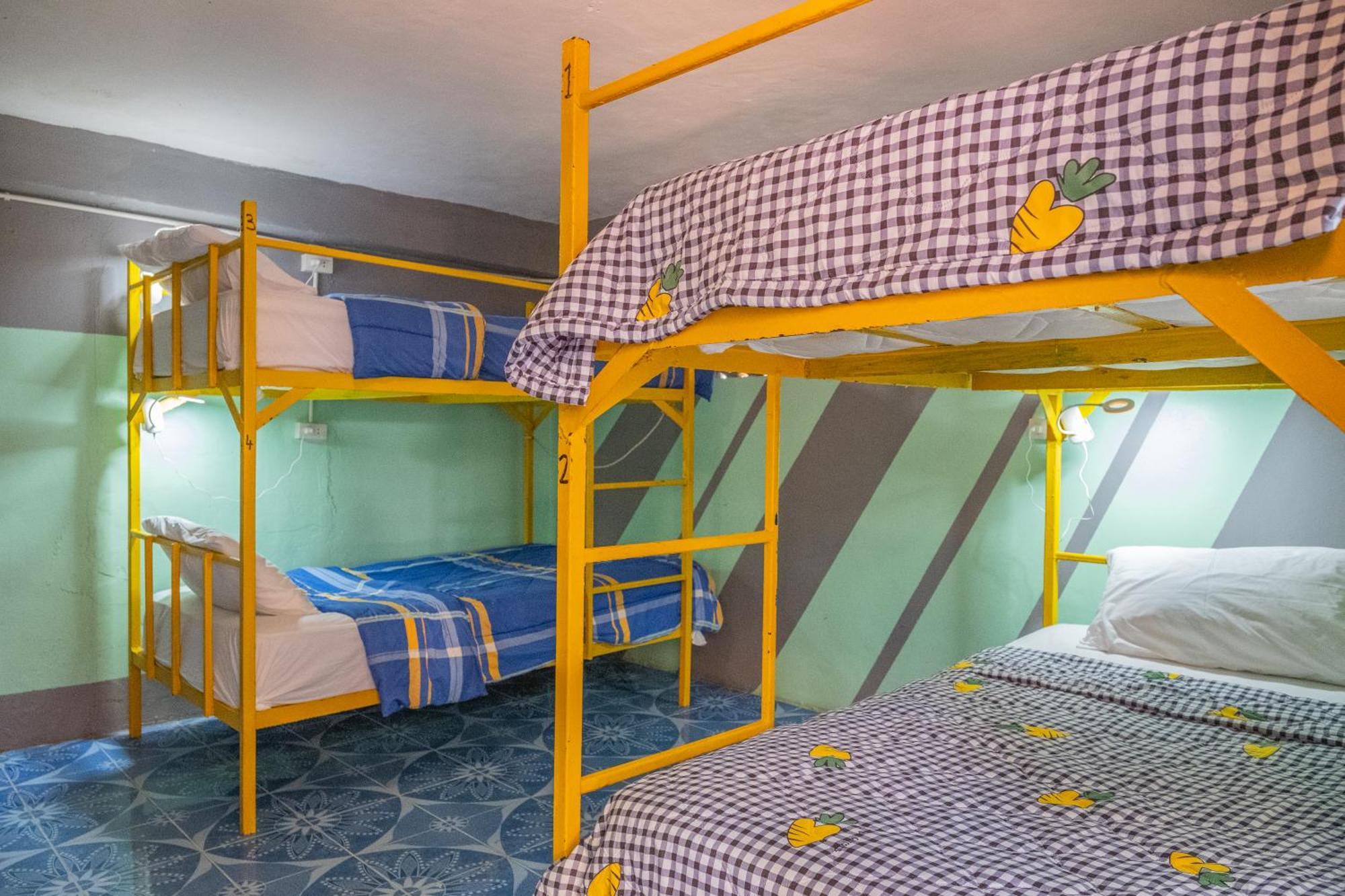Happy House Backpackers Vandrehjem Pai Eksteriør billede